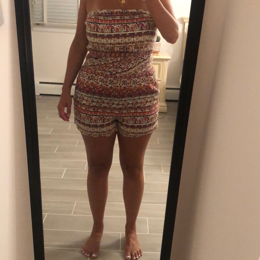 Forever 21 Strapless print shirt romper